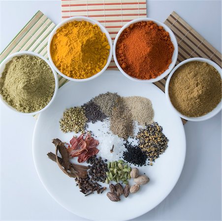 fenugreek - High angle view of spices Stock Photo - Premium Royalty-Free, Code: 630-01126923