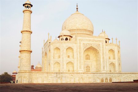 simsearch:630-01130201,k - Façade d'un mausolée, Taj Mahal, Agra, Uttar Pradesh, Inde Photographie de stock - Premium Libres de Droits, Code: 630-01127542