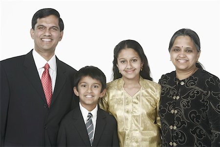 formal family portrait poses