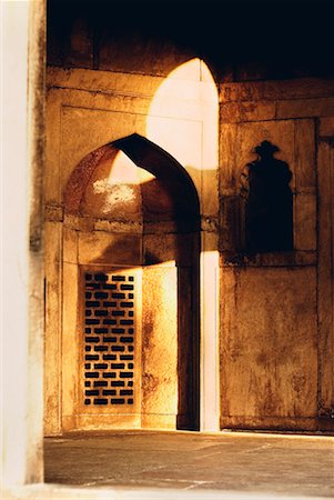 Empty hall inside a monument, Safdarjung Tomb, New Delhi, India Stock Photo - Premium Royalty-Free, Code: 630-01191826