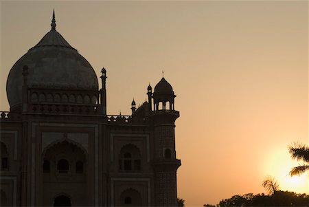 simsearch:625-01094319,k - Silhouette of a monument at dusk, Safdarjung Tomb, New Delhi, India Stock Photo - Premium Royalty-Free, Code: 630-01191828