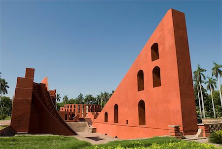 reloj de sol - Panoramic view of a sundial, Jantar Mantar, New Delhi, India Foto de stock - Sin royalties Premium, Código: 630-01191885