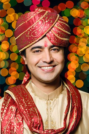 simsearch:630-01192929,k - Portrait of a groom in a traditional wedding outfit Stock Photo - Premium Royalty-Free, Code: 630-01192411