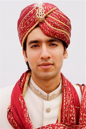 simsearch:630-01192929,k - Portrait of a groom in a traditional wedding outfit Stock Photo - Premium Royalty-Free, Code: 630-01192925
