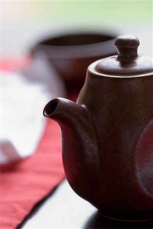fine food - Close-up of a tea kettle Stock Photo - Premium Royalty-Free, Code: 630-01490439