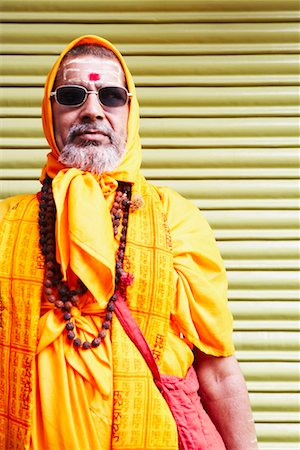 sadhu face photography - Close-up of a sadhu wearing sunglasses Stock Photo - Premium Royalty-Free, Code: 630-01490680