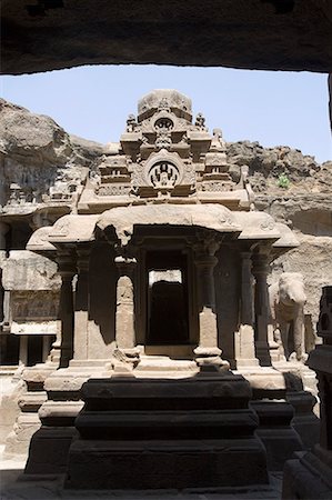 Old ruins of a building, Ellora, Aurangabad, Maharashtra, India Stock Photo - Premium Royalty-Free, Code: 630-01708926