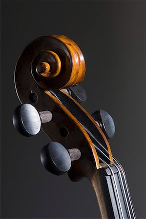 Gros plan d'un violon Photographie de stock - Premium Libres de Droits, Code: 630-01709807