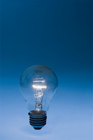 Close-up of a light bulb Stock Photo - Premium Royalty-Free, Code: 630-01875611