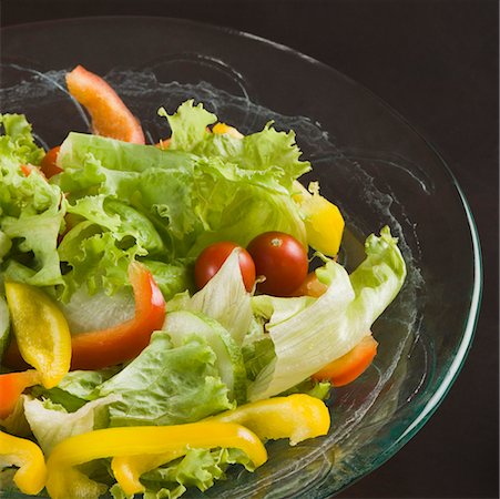 Close-up of a bowl of salad Stock Photo - Premium Royalty-Free, Code: 630-01875926