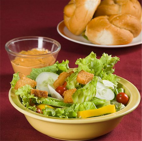 ensaladera - Close-up of a bowl of salad Foto de stock - Sin royalties Premium, Código: 630-01875953