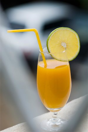 simsearch:630-01875824,k - Close-up of a glass of juice Foto de stock - Sin royalties Premium, Código: 630-01876046