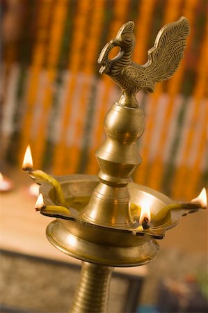 Close-up of an oil lamp Stock Photo - Premium Royalty-Free, Code: 630-01877319