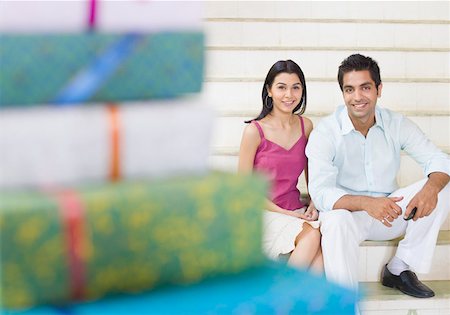 simsearch:630-01874614,k - Portrait of a young couple smiling Stock Photo - Premium Royalty-Free, Code: 630-01872358