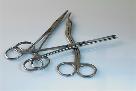 simsearch:700-01030251,k - Close-up of surgical scissors Fotografie stock - Premium Royalty-Free, Codice: 630-02219662