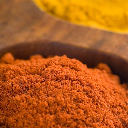 páprika - Close-up of paprika in a spice container Foto de stock - Sin royalties Premium, Código: 630-03480009