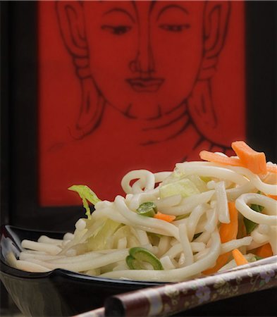 Close-up of noodles in a bowl Stock Photo - Premium Royalty-Free, Code: 630-03480001