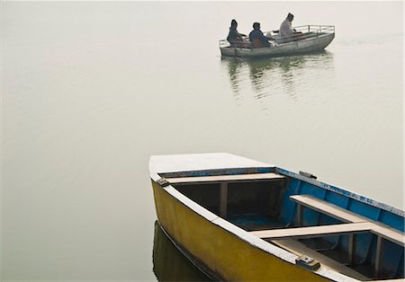 Boat in a lake, Damdama Lake, Sohna, Gurgaon, Haryana, India Stock Photo - Premium Royalty-Free, Code: 630-03480508