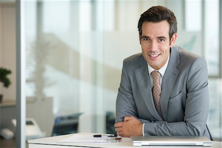 smile executives pictures - Male executive, portrait Stock Photo - Premium Royalty-Free, Code: 632-05400930