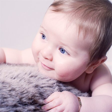 simsearch:632-03630044,k - Baby boy, portrait Fotografie stock - Premium Royalty-Free, Codice: 632-05401205