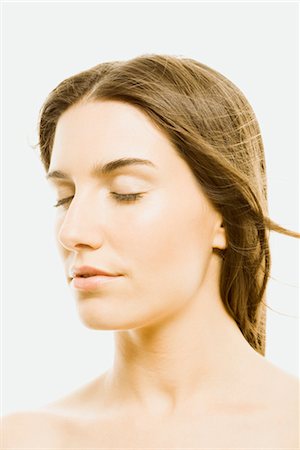 Woman with eyes closed, portrait Foto de stock - Sin royalties Premium, Código: 632-05553803