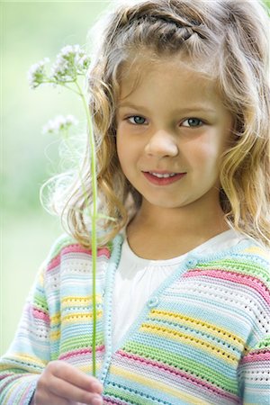 simsearch:632-05845591,k - Girl holding wildflowers, portrait Stock Photo - Premium Royalty-Free, Code: 632-05759514