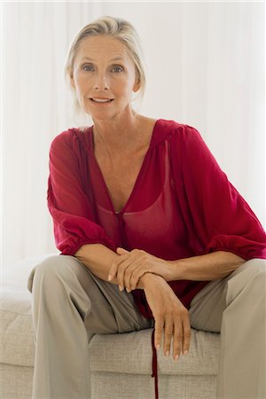 Mature woman, portrait Stock Photo - Premium Royalty-Free, Code: 632-05760312