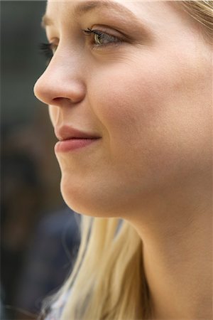 Young woman in profile, portrait Stock Photo - Premium Royalty-Free, Code: 632-05760407