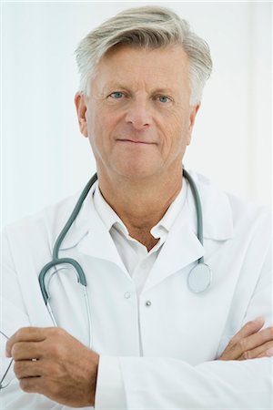 Male doctor, portrait Foto de stock - Sin royalties Premium, Código: 632-05816192