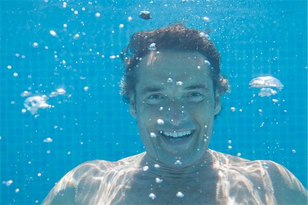 day time underwater - Man underwater, portrait Stock Photo - Premium Royalty-Free, Code: 632-05816412