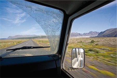 Conduire à travers Parc National du Vatnajökull (anciennement Skaftafell National Park), Islande Photographie de stock - Premium Libres de Droits, Code: 632-05844987