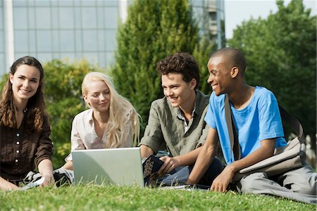simsearch:693-06668076,k - University students studying together on grass Stock Photo - Premium Royalty-Free, Code: 632-05845006