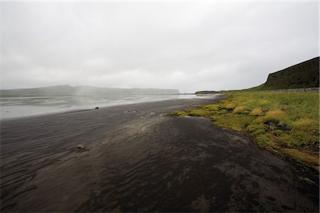 Black sand beach, Dyrhólaey peninsula, Iceland Foto de stock - Sin royalties Premium, Código: 632-05845673
