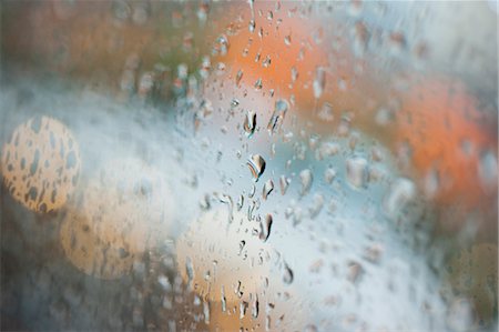 pluie - Condensation sur la fenêtre, plein cadre Photographie de stock - Premium Libres de Droits, Code: 632-05991231