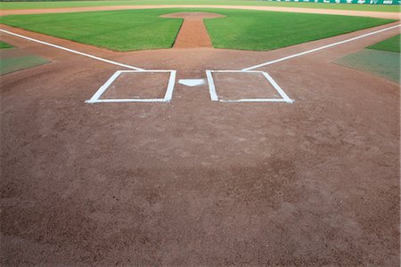 sports and baseball - Baseball diamond and home plate Stock Photo - Premium Royalty-Free, Code: 632-05991887