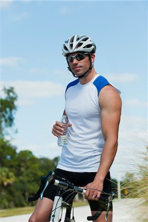 simsearch:6115-07109840,k - Male cyclist, portrait Stock Photo - Premium Royalty-Free, Code: 632-05992128