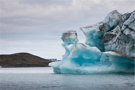 simsearch:632-05845137,k - Iceberg in Jokulsarlon glacial lagoon, Iceland Stock Photo - Premium Royalty-Free, Code: 632-06030171