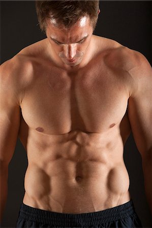Barechested muscular man Foto de stock - Sin royalties Premium, Código: 632-06317869