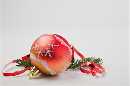 simsearch:632-06354118,k - Christmas ornament Stock Photo - Premium Royalty-Free, Code: 632-06354118