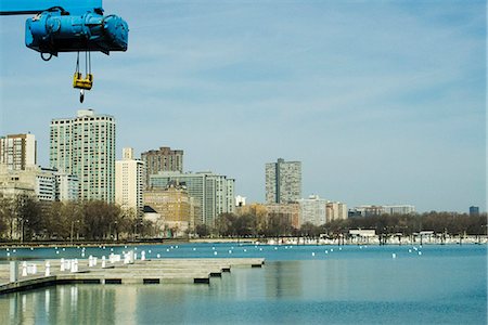 simsearch:632-06404764,k - Chargement grue, vue sur le lac marina, Chicago Photographie de stock - Premium Libres de Droits, Code: 632-06404737