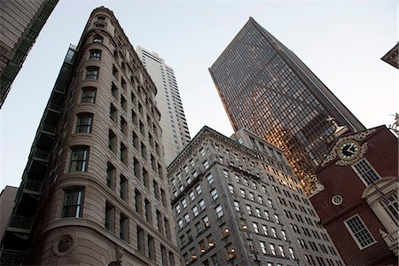 simsearch:632-08227498,k - Historic buildings and modern skyscrapers in Boston, Massachuesetts, USA Foto de stock - Sin royalties Premium, Código: 632-08227633