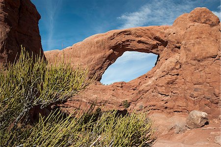 Skyline Arch, Arches National Park, Utah, USA Photographie de stock - Premium Libres de Droits, Code: 632-08331395