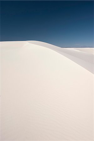 simsearch:6113-08521625,k - White sand dune, White Sands National Monument, New Mexico, USA Stock Photo - Premium Royalty-Free, Code: 632-08698403