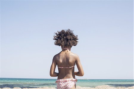 Girl at the beach Stock Photo - Premium Royalty-Free, Code: 632-08886570