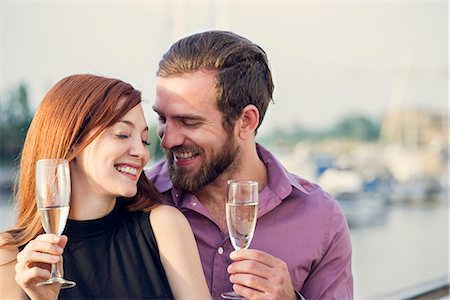simsearch:614-06897980,k - Couple drinking champagne together Stockbilder - Premium RF Lizenzfrei, Bildnummer: 632-08993675
