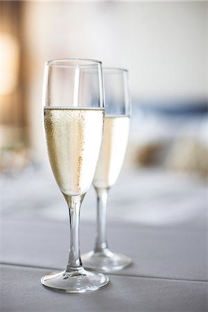 simsearch:6113-07589595,k - Glasses of champagne Stock Photo - Premium Royalty-Free, Code: 632-09021508