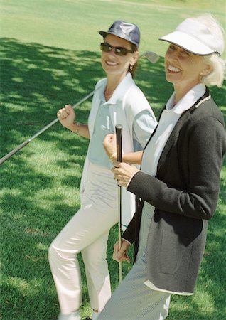 simsearch:632-01146688,k - Two mature women with golf clubs, portrait Foto de stock - Sin royalties Premium, Código: 632-01146692