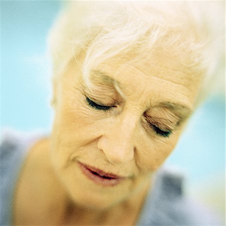 elderly face - Portrait of senior woman with eyes shut Stock Photo - Premium Royalty-Free, Code: 632-01143609
