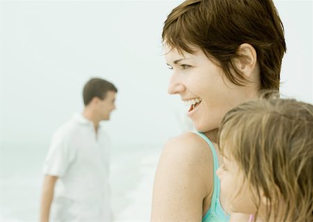 Mother and daughter on beach Stock Photo - Premium Royalty-Free, Code: 632-01155332