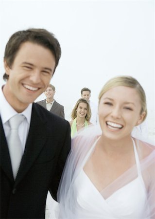 simsearch:632-01156001,k - Bride and groom laughing Foto de stock - Sin royalties Premium, Código: 632-01156018